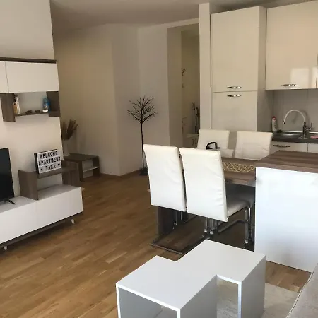 Tara Jagodina, Ima Free Parking U Garazi Apartamento Jagodina