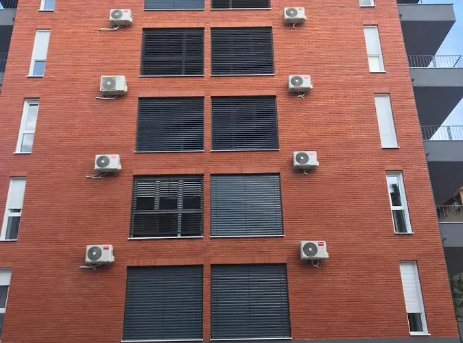 Tara Jagodina, Ima Free Parking U Garazi Διαμέρισμα Jagodina