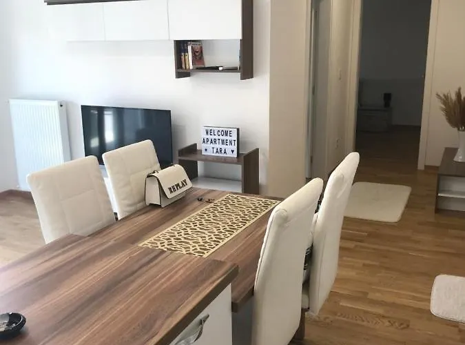 Tara Jagodina, Ima Free Parking U Garazi Διαμέρισμα