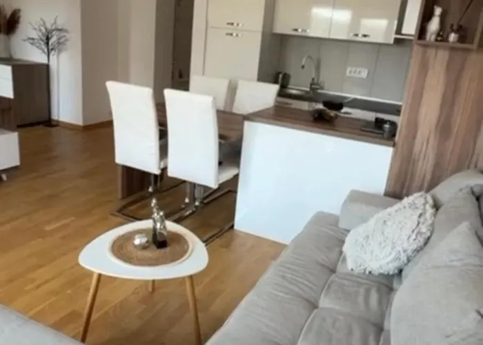 Tara Jagodina, Ima Free Parking U Garazi *